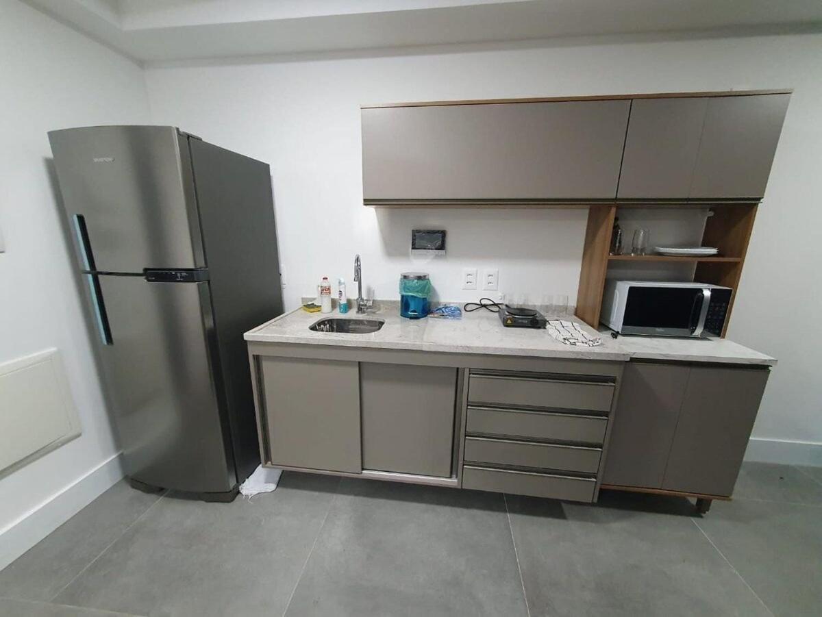 Flat Av. Atlantica Em Frente Ao Mar, Estrutura Total Apartamento *