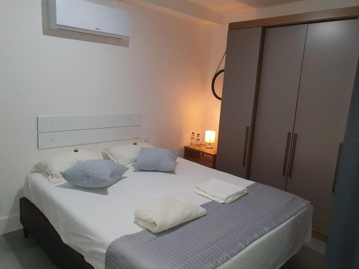 Apartamento Flat Av. Atlantica Em Frente Ao Mar, Estrutura Total *